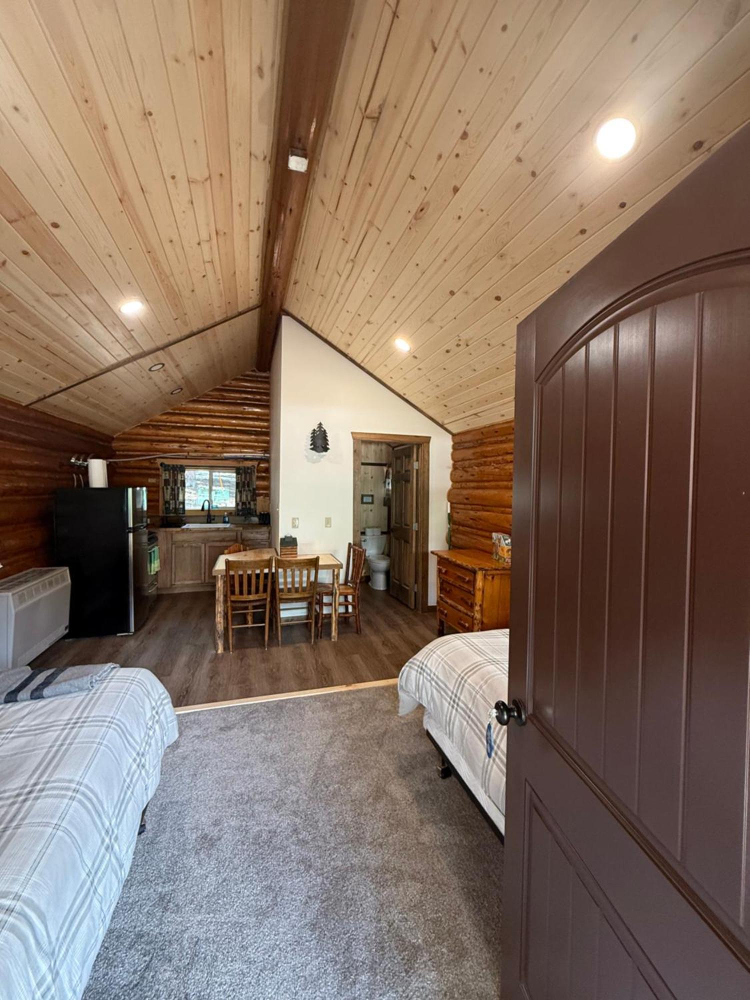 Silver Gate Lodging Cooke City Zewnętrze zdjęcie