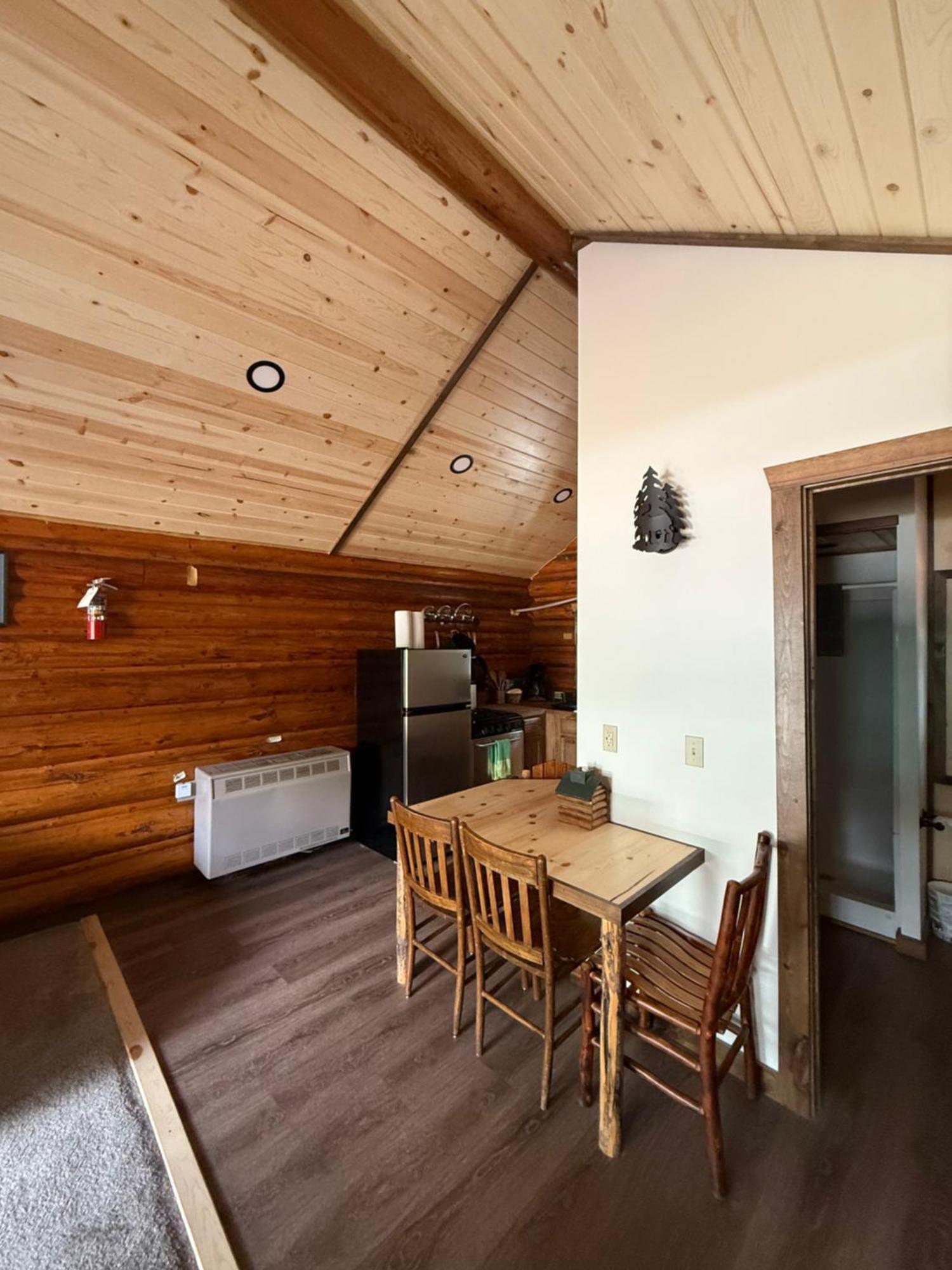 Silver Gate Lodging Cooke City Zewnętrze zdjęcie