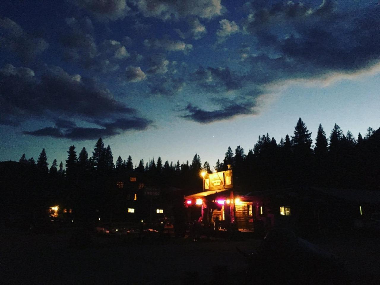 Silver Gate Lodging Cooke City Zewnętrze zdjęcie