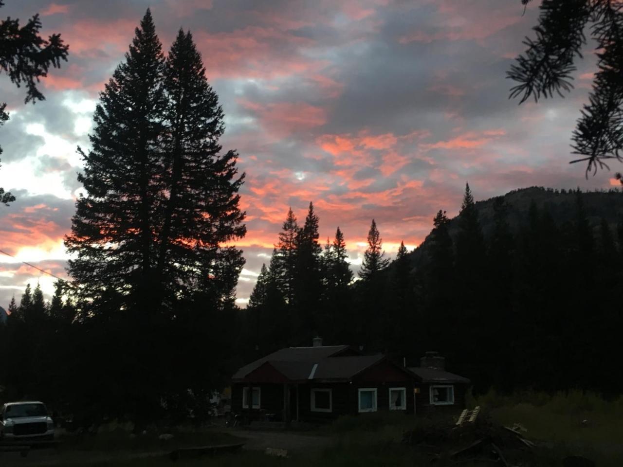 Silver Gate Lodging Cooke City Zewnętrze zdjęcie